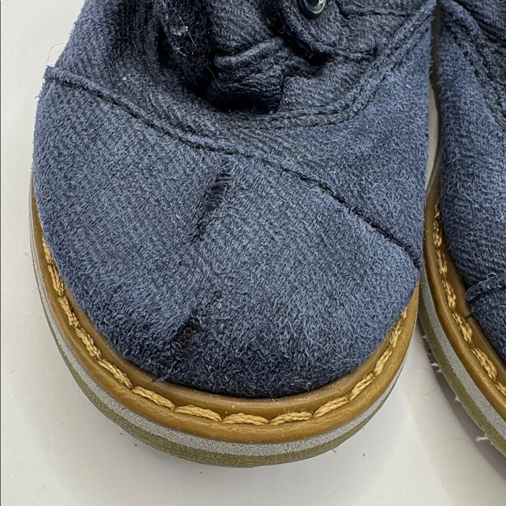 TOMS Tiny TOMS Navy Twill Brogue Sneakers Toddler Size 6 Slip-On Casual Shoes